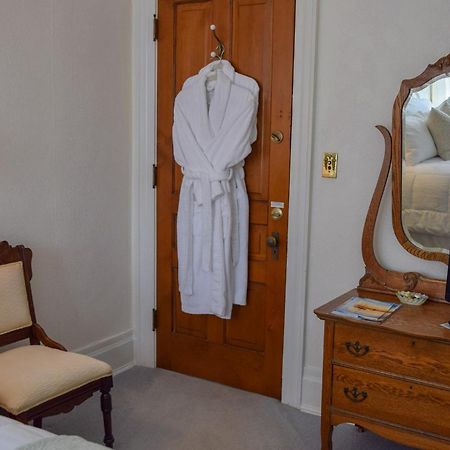 The Lamplighter Bed & Breakfast Of Ludington Buitenkant foto
